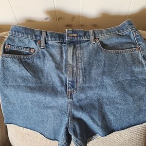 High waist denim cut off shorts